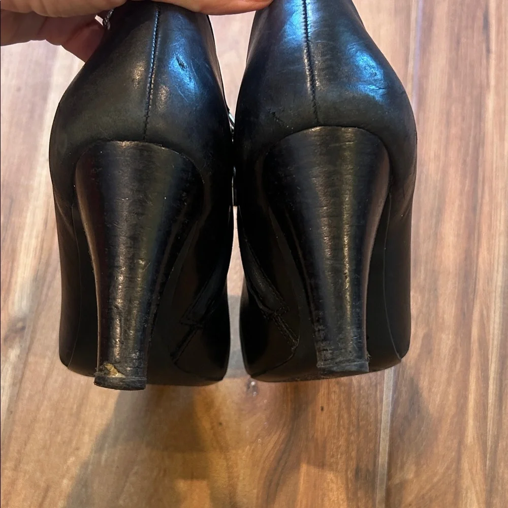 Geox Respira | Black Leather Ankle Booties